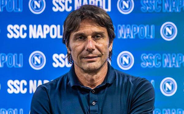 Antonio Conte huấn luyện viên Napoli